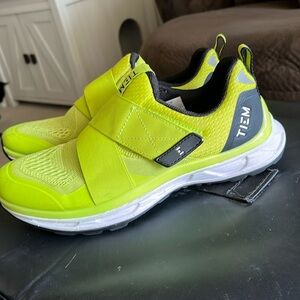 Tiem Cycling Shoes with SPD clips!